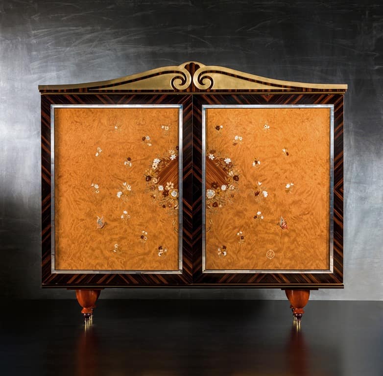 Inlaid cabinet Le Volute