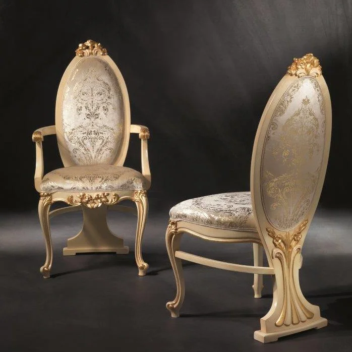 Poltroncina Intagliata