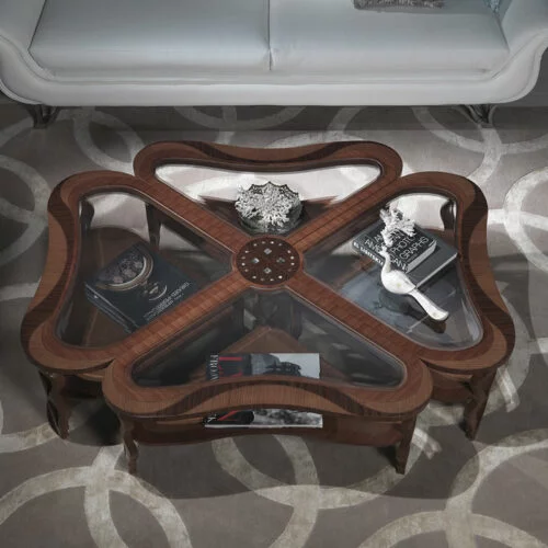 Tavolino Quadrifoglio classico di design in legno intarsiato con struttura scultorea, made in Italy by Carpanelli.