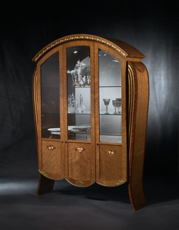 Vanity vitrin