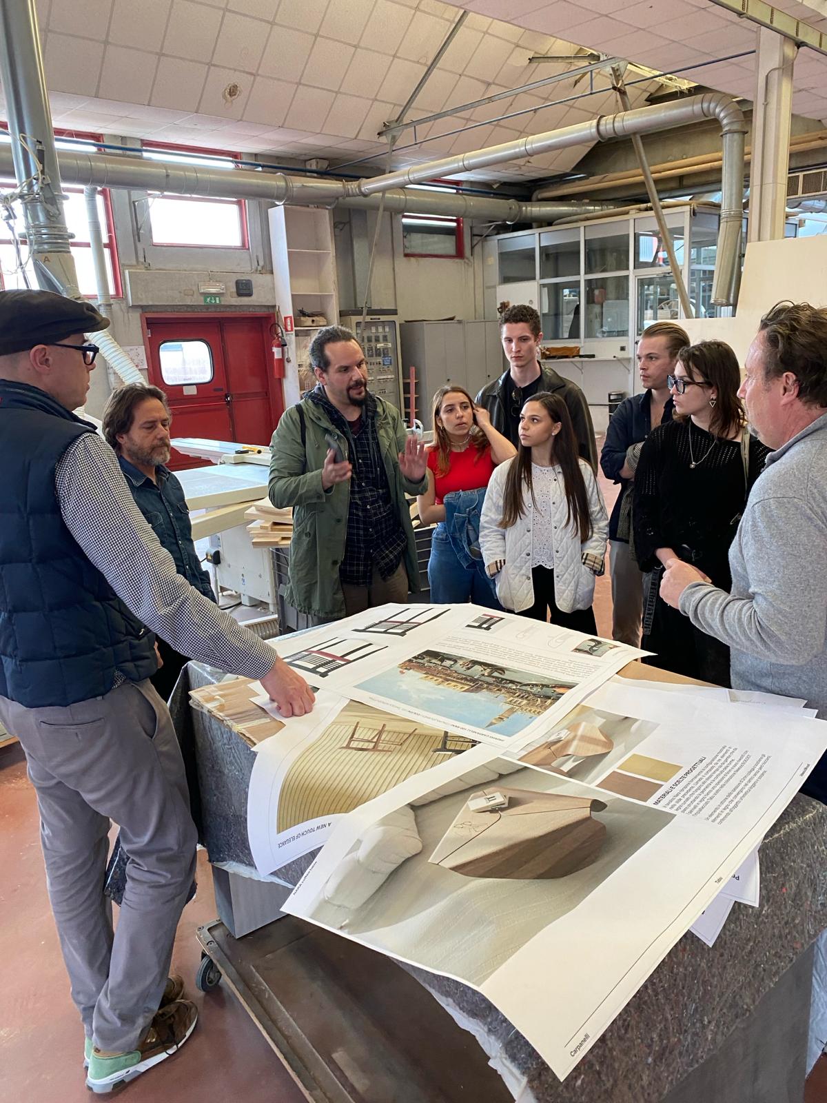 Open Day for the students of the Design course of the Istituto Marangoni of Milan in preparation for the VI edition of the Carpanelli Award Contest Ideas4wood
