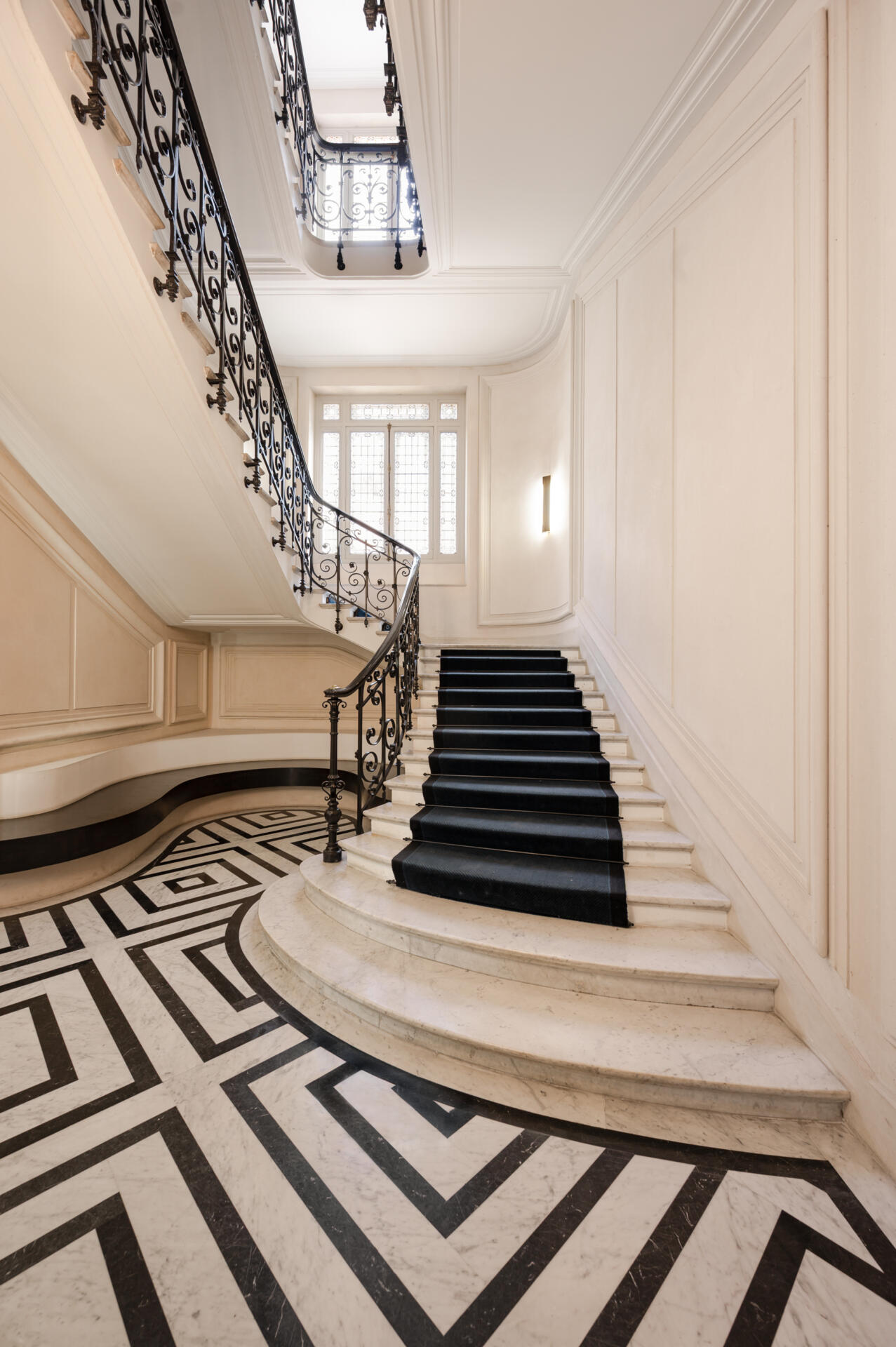 Rappresentanza_Permanente_Italia_Unesco_scala_ingresso Rappresentanza Permanente Italia Unesco scala ingresso scaled