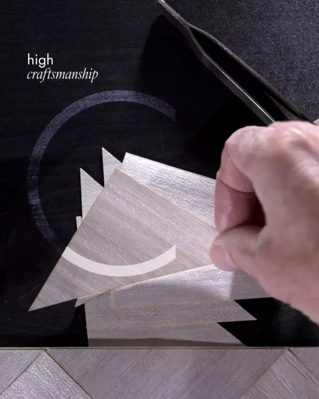 Craftsmanship is neither a matter of manufacturing time nor of aesthetics.
It is about knowing by the heart how to translate a design idea into a precious piece of furniture. Unique, surprising, irreplaceable.#carpanelli #carpanellifurniture #italiandesign #interiordesign #luxuryfurniture #madeinitaly #furnituredesign #homedecor #moderndesign #arredamento #interiordecor #handmadefurniture